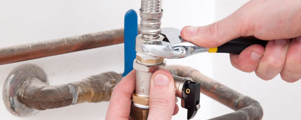 Licensed plumber fixing water leak in Tiffany Park, TX